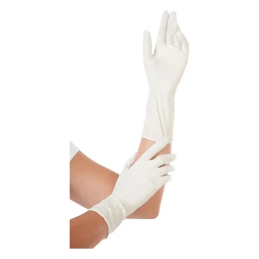 Weiße hygienische nitrilhandschuhe safe long von hygostar mit glatter oberfläche und verstärkten fingertips