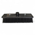 Schwarze plastikbürste milury standard breite 30 cm mit dichten borsten und mittlerer montagehalterung