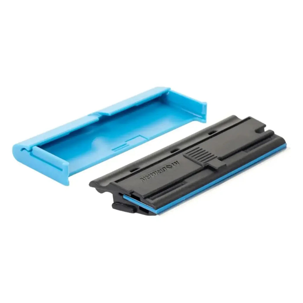 Moerman multi scraper glasschaber 10cm mit schwarzer und blauer tonerkartusche und blauer abdeckung mit hebräischem prägeschrift