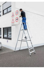 MUNK Günzburger Steigtechnik Plattformleiter.