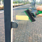 Ungers Kunststoffklingen 10cm e100p mit grün schwarzem squeegee und texturiertem griff aus Kunststoff