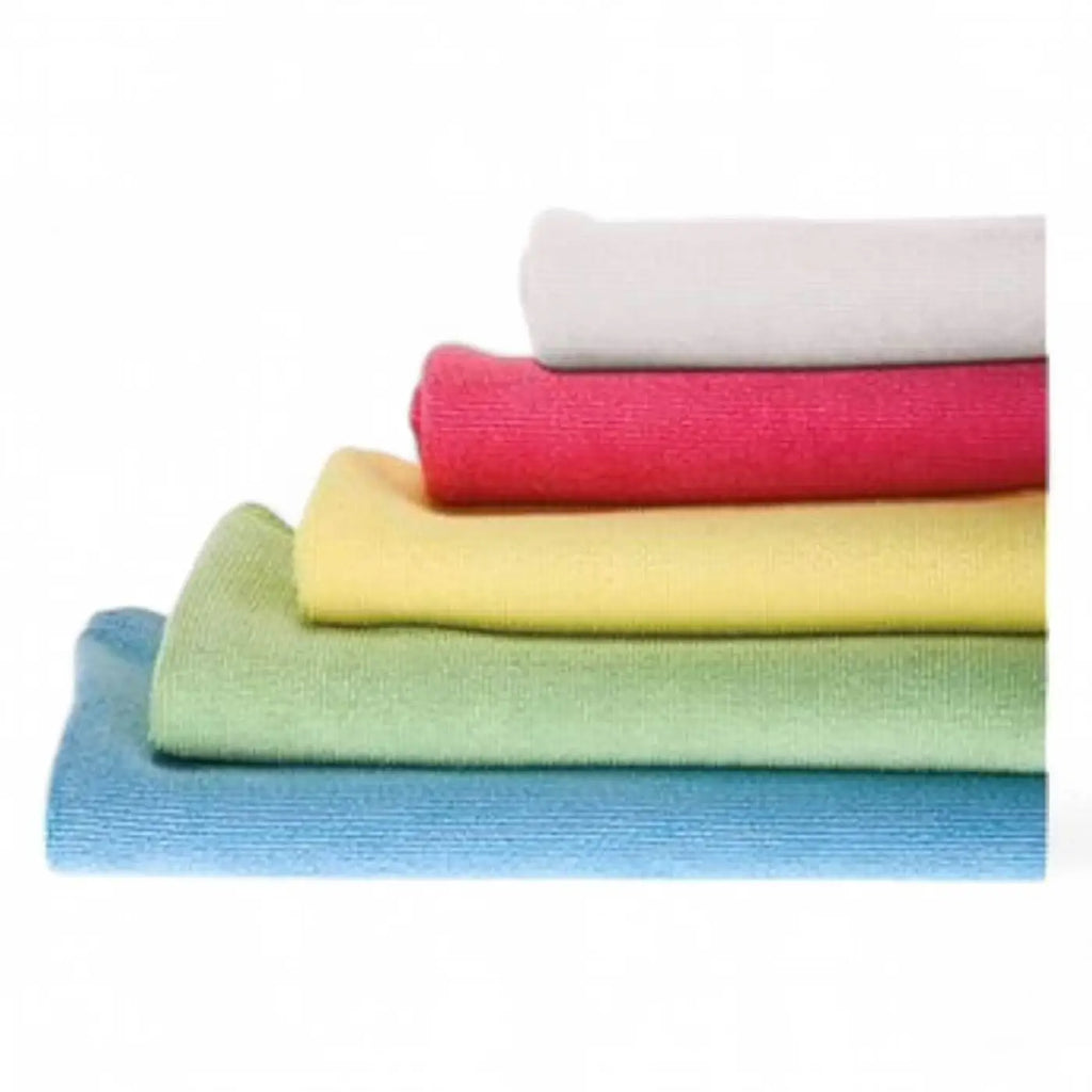 Stapel von fünf bunten microfiber-reinigungstüchern in pastellfarben von unger smartcolor microwipe 200