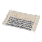 Creamfarbener badematte mit weichem shaggy-textur und drei horizontalen marineblauen streifen vermop twix classic wischmop 30cm