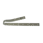 Graues metallband mit gleichmäßig verteilten löchern und leichter wölbung sauglippe vorne 1109x49x3,2 mm polyurethan transparent cl12786